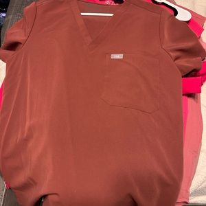 Medium dark cherry Catarina